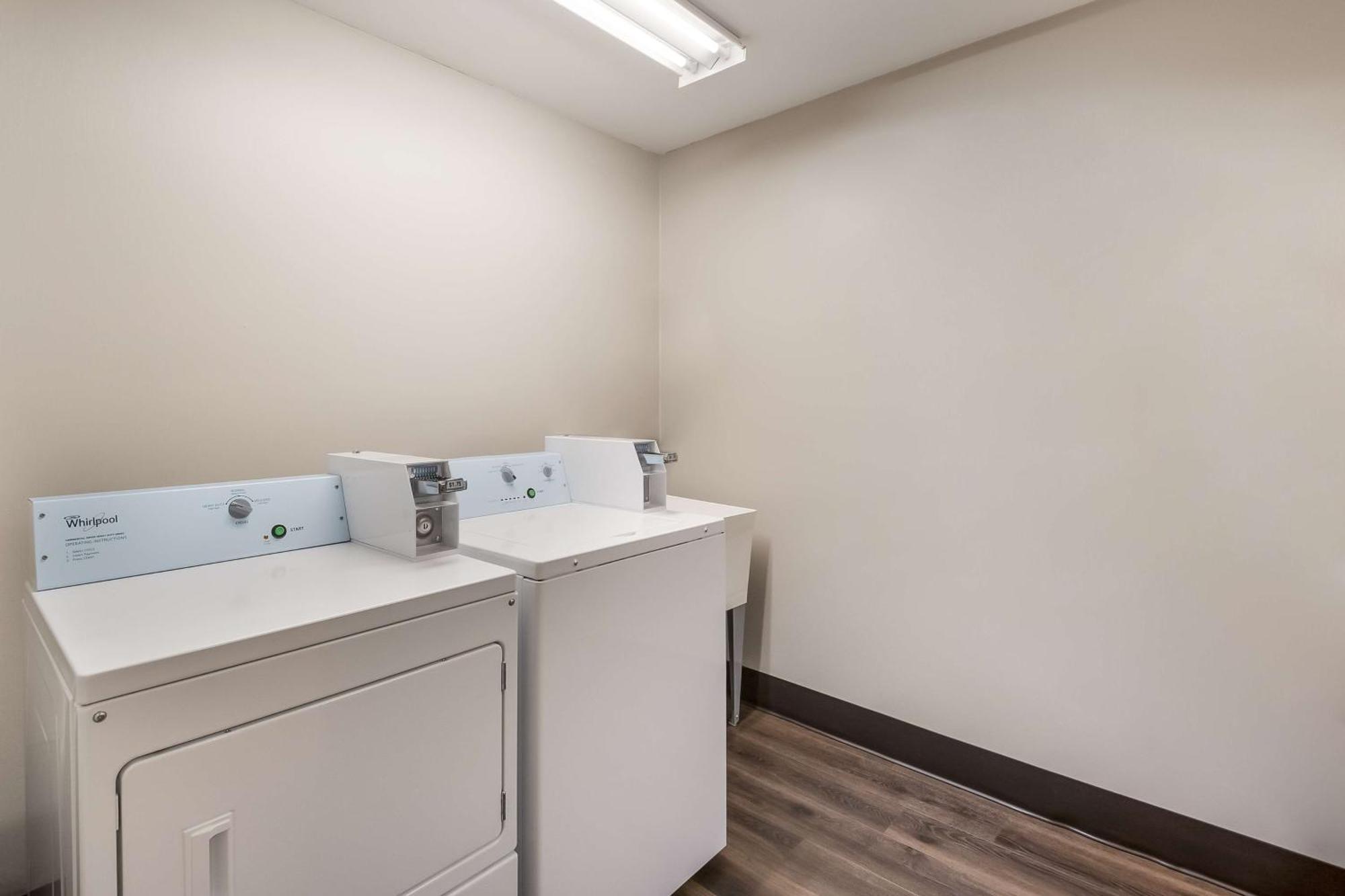 Surestay Plus Hotel By Best Western Seatac Airport מראה חיצוני תמונה